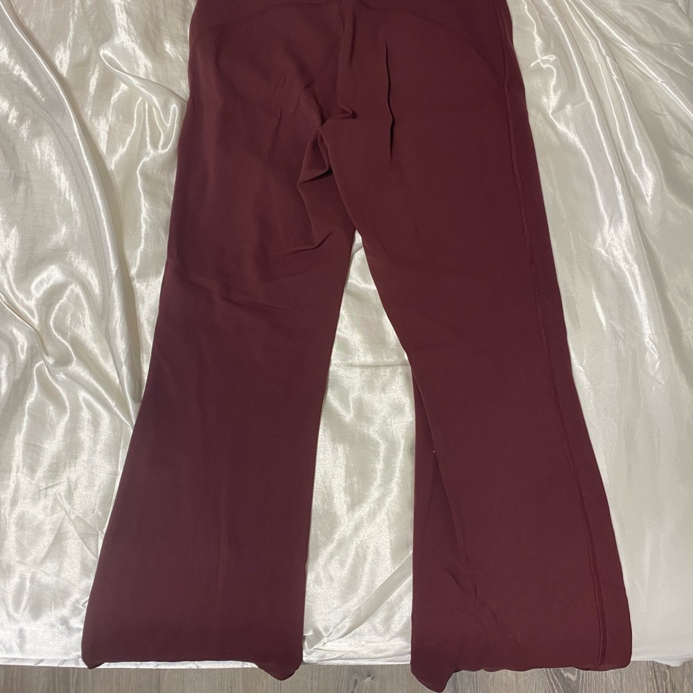 NWOT lululemon athletica flare leggings - size 8